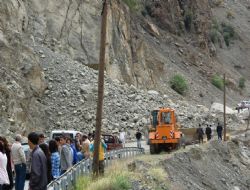 Yusufeli karayolu ulaşıma açıldı